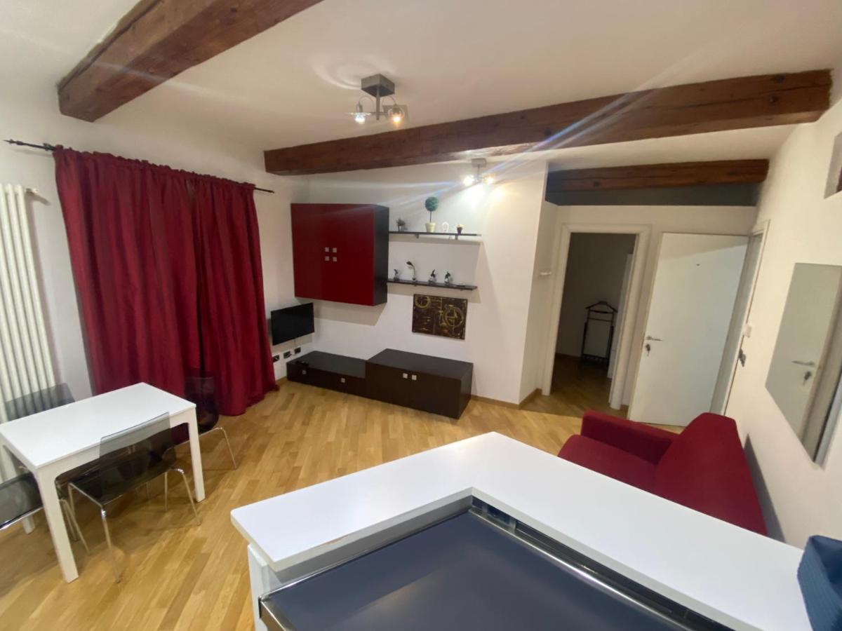 Appartement met 1 Slaapkamer en een Balkon