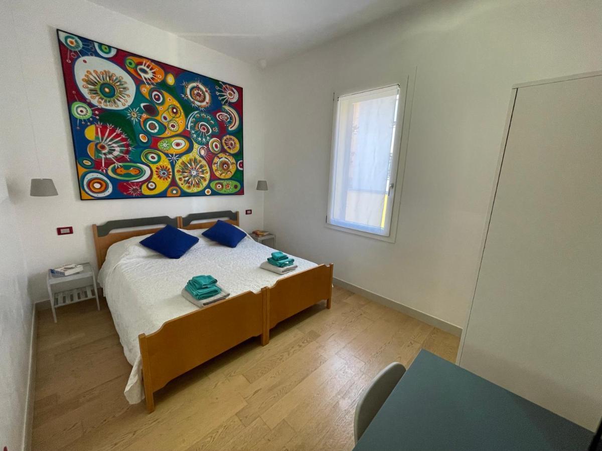 Large Double or Twin Room