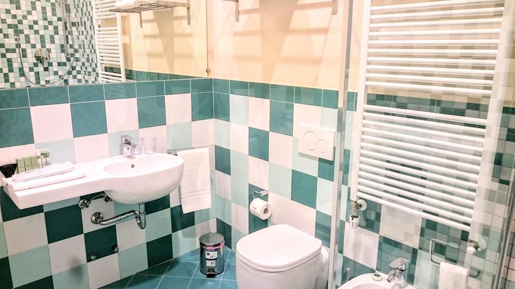 Double Room,404141448:JPEG