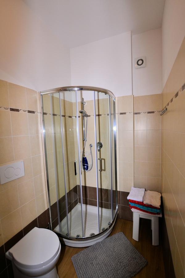 Triple Room Private Bathroom