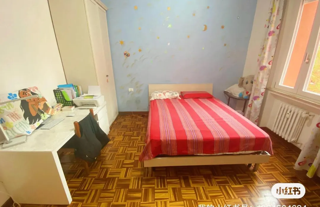 Nice Room Just For Girls-1