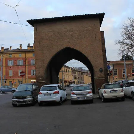 Affittacamere V Torre V Nigrisoli A Porta San Vitale-3