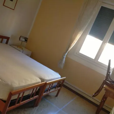 B & B Via Borgo Di San Pietro-3