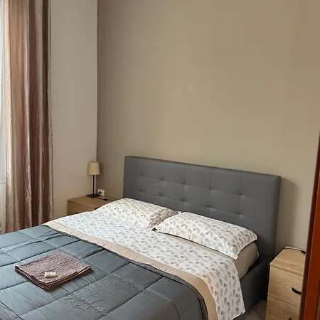 Affittacamere Home&Stazione Bologna-3