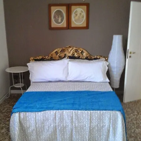 L.T. Schneider B&B-3