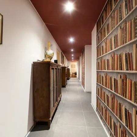 Biblio Rooms Guesthouse-2